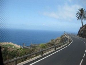 Carretera de salida de Agulo