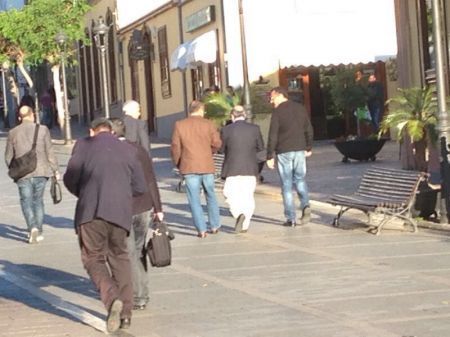 La Palma: Plantón de los socialistas de la comarca Oeste a Zarrías, Julio Cruz y a la gestora insular