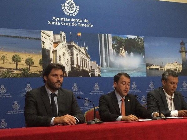 La Junta de Gobierno del Ayuntamiento de Santa Cruz acuerda intervenir la empresa municipal de agua Emmasa
