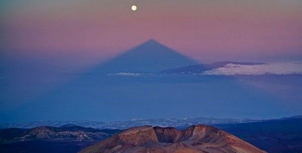 El 10 de agosto la sombra del Teide se alineará con la ‘SuperLuna’