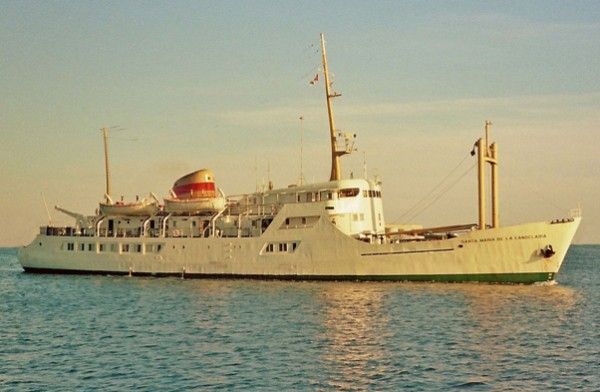 «Santa María de la Candelaria», un barco en la ruta entre Santa Cruz de Tenerife y La Gomera