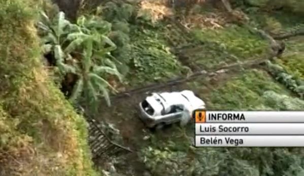 Un vehículo ‘voló’ más de 20 metros antes de caer al barranco en La Palma