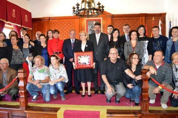 Hautacuperche recibe el premio Méritos Humanos 2015 de San Sebastián de La Gomera