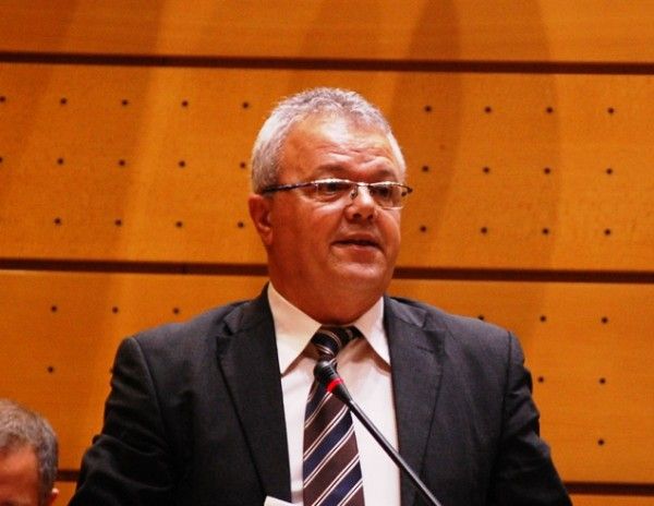 Fuentes Curbelo: “Si no se actualiza el REF, no habrá recuperación económica en Canarias”