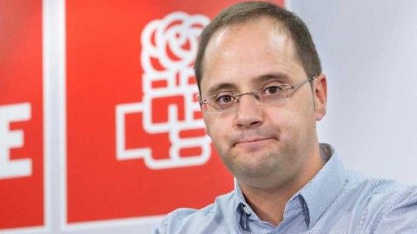 César Luena visita este viernes 8 de mayo La Gomera