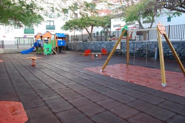 El Ayuntamiento de Alajeró hace mejoras en el Parque de la Junta en Playa de Santiago