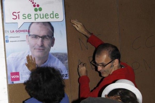 Sí se puede inicia la campaña electoral en Chipude con la pegada de carteles