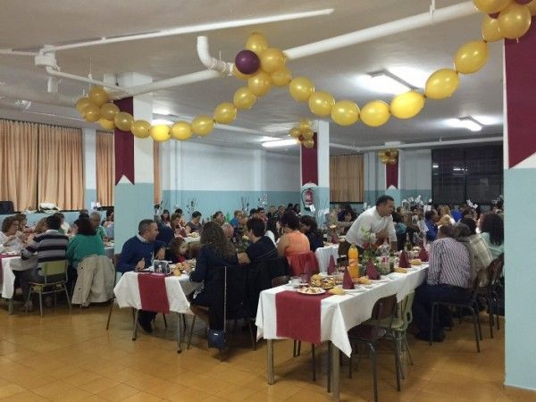 La cena de las Fiestas Lustrales Vallehermoso 2015, en La Gomera, contó con más de ciento cincuenta asistentes