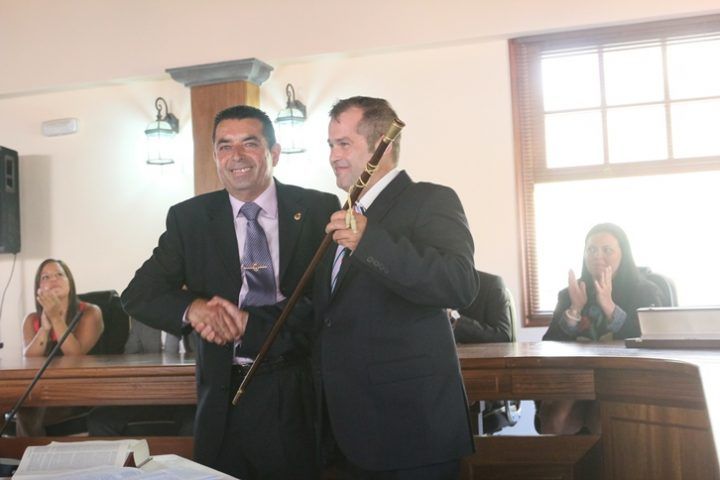 Emiliano Coello tomó posesión como alcalde de Vallehermoso