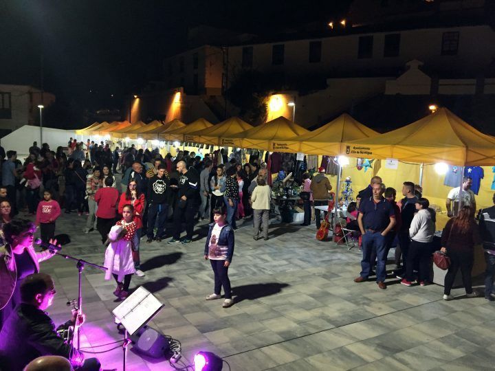 Éxito de público y participación en la II Noche en Blanco con H de Hermigua