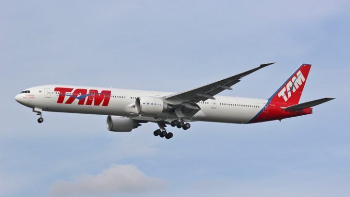Un vuelo de Madrid a San Pablo es desviado por una amenaza de bomba