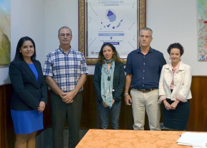 Un avance de las jornadas de patología dual unen a Sanidad, Educación y al Cabildo de La Gomera