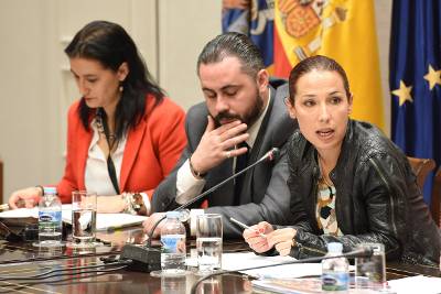 Políticas Sociales anuncia la creación de 823 nuevas plazas para dependientes en 2016