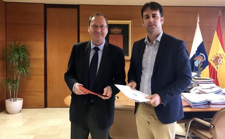 La Gomera y Huelva firman el convenio para la celebración de la Regata Oceánica del 525 Aniversario