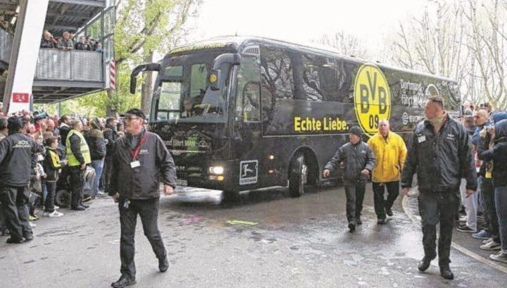 Se producen 3 explosiones cerca del autobús del Borussia Dortmund antes de un partido de Champions