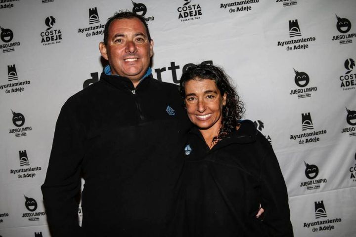 Cristina Ibáñez y Alberto Moreno finalizaron la travesía a nado La Gomera-Tenerife