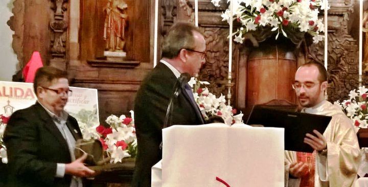 Hermigua despide al cura catolico David Rodríguez Martín