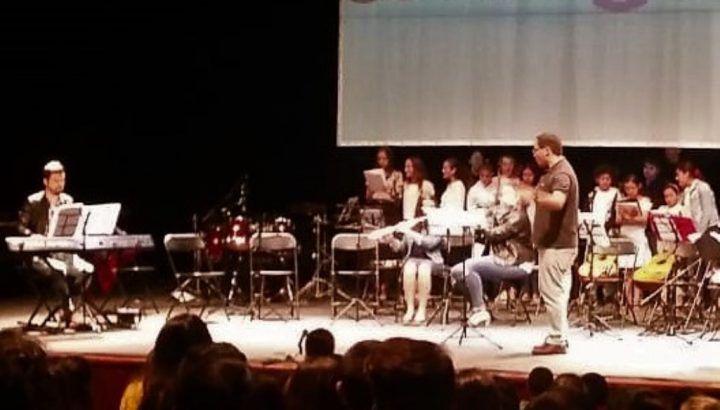 Escolares de La Gomera pusierón voz al Himno de Canarias en el auditorio insular