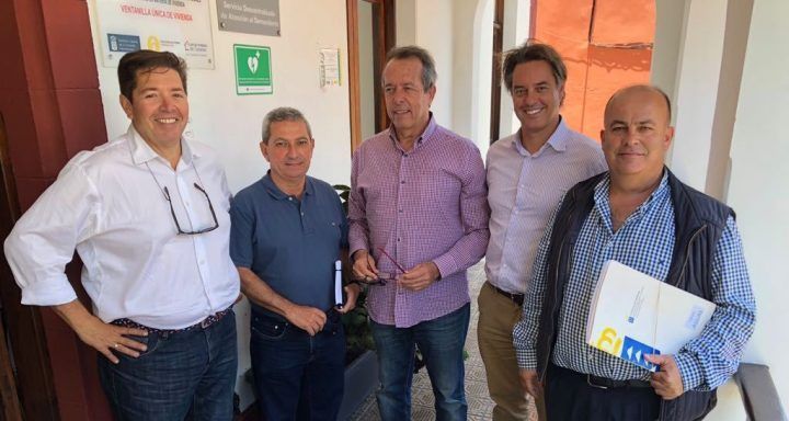 Estudian el nuevo sistema de saneamiento y depuración en el municipio de Hermigua