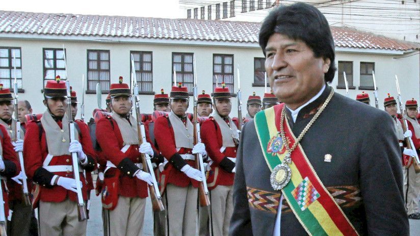 Roban la banda y la medalla presidenciales de Bolivia
