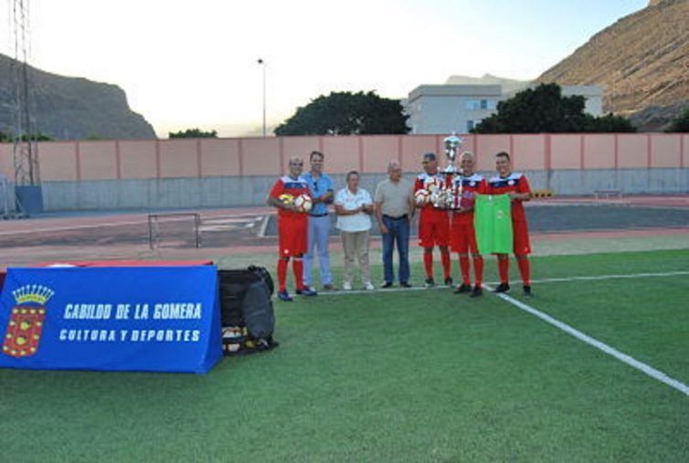 La Villa Sporting Club, campeón del Torneo Colombino de Fútbol Veterano