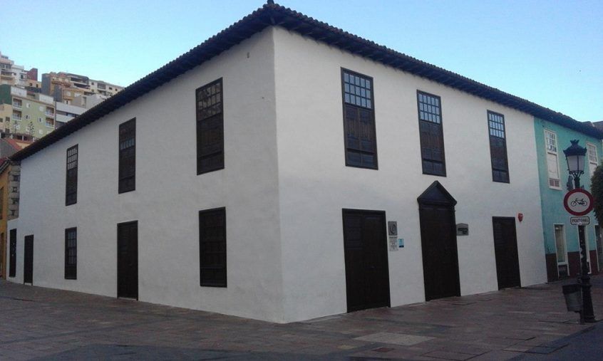 Sí se puede exige al Cabildo de La Gomera que cumpla su compromiso de abrir la Biblioteca Insula