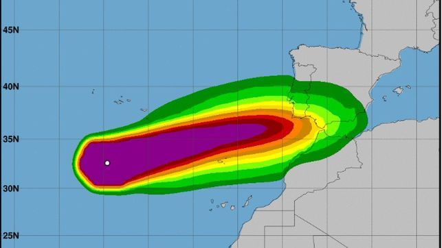 Las proyecciones meteorológicas vuelven a cambiar y sitúan al huracán Leslie fuera del ámbito de Canarias