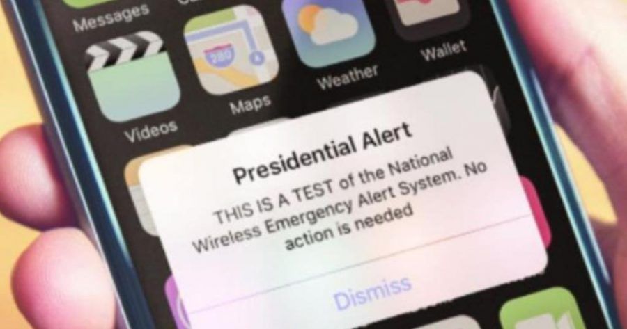 Trump sorprende a los norteamericanos con un sistema de alertas por móvil
