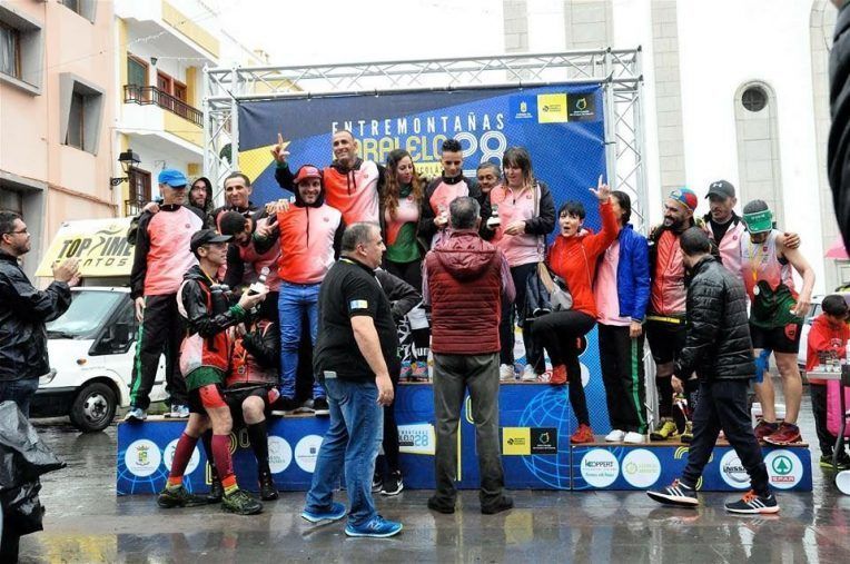 El Club de Montaña Laurisilva se alza con la totalidad del pódium por equipos en la Entremontañas Paralelo 28