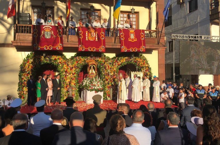 Reportaje semanal: La morenita de Puntallana regresa a casa