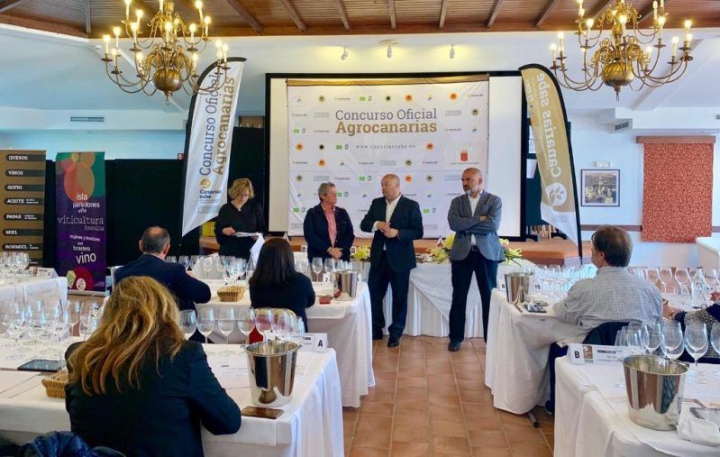 64 vinos se catan en la segunda fase del Concurso Agrocanarias que se celebra en La Gomera