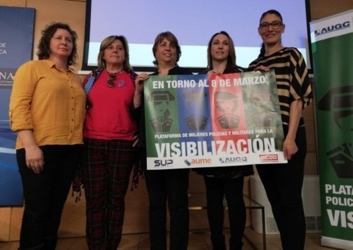 Mujeres policías y militares dan un paso al frente: “A nosotras, ¿quién nos protege?”