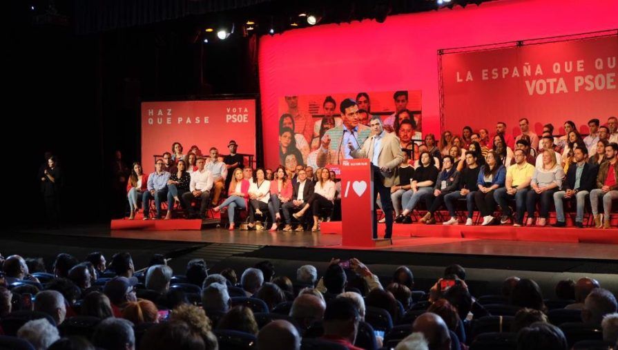 Pedro Sánchez: “En diez meses hemos hecho más por Canarias que en siete años del PP con el apoyo de CC”