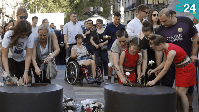 Víctimas divididas en la conmemoración de los atentados del 17A