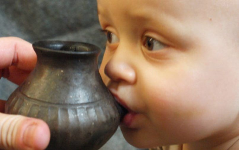 Ciencias de la Vida: Un biberón de hace 7.000 años para beber leche animal