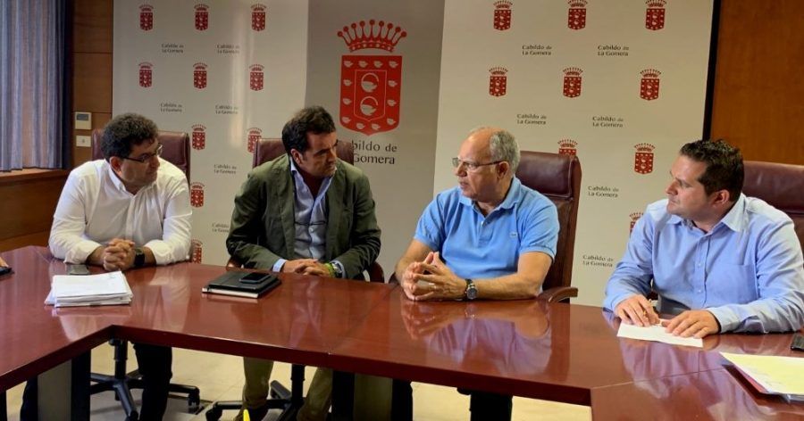 Anuncian la creación de una zona comercial en las calles Triana y Mayor de Vallehermoso, con una inversión de 1,2 millones de euros