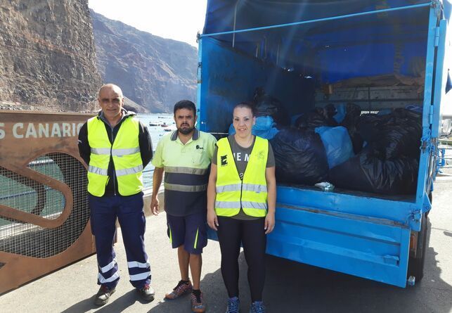 La Fundación Isonorte participa en La Gomera en una campaña de recogida de tapones de plástico solidarios