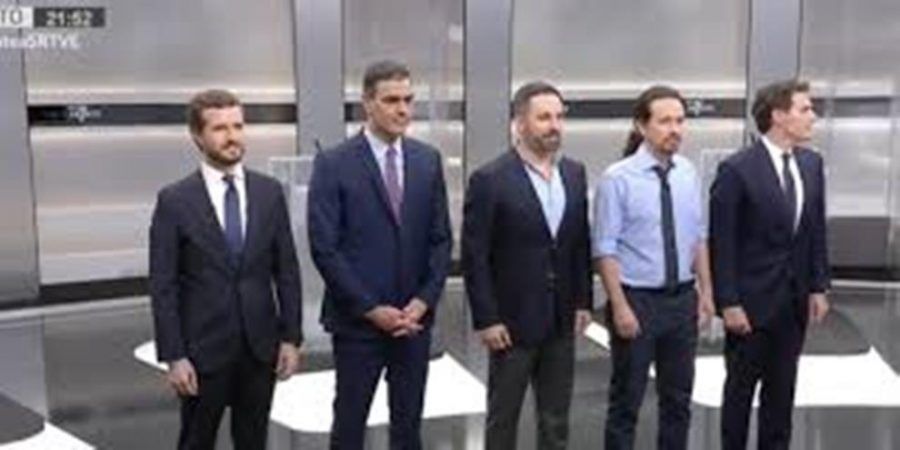 Sánchez aleja la coalición con Iglesias, las derechas se enzarzan y Abascal hace xenofobia en prime time