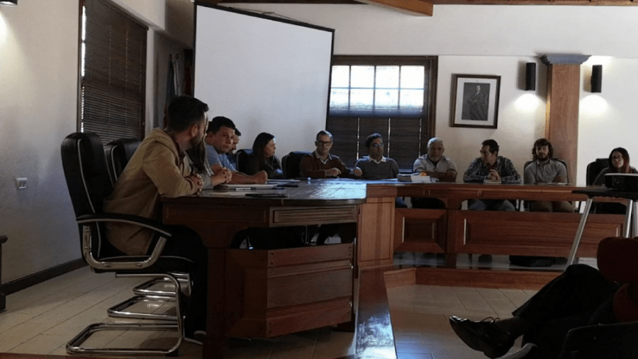 El Grupo Mixto de Vallehermoso se opone al pluriempleo de Emiliano Coello