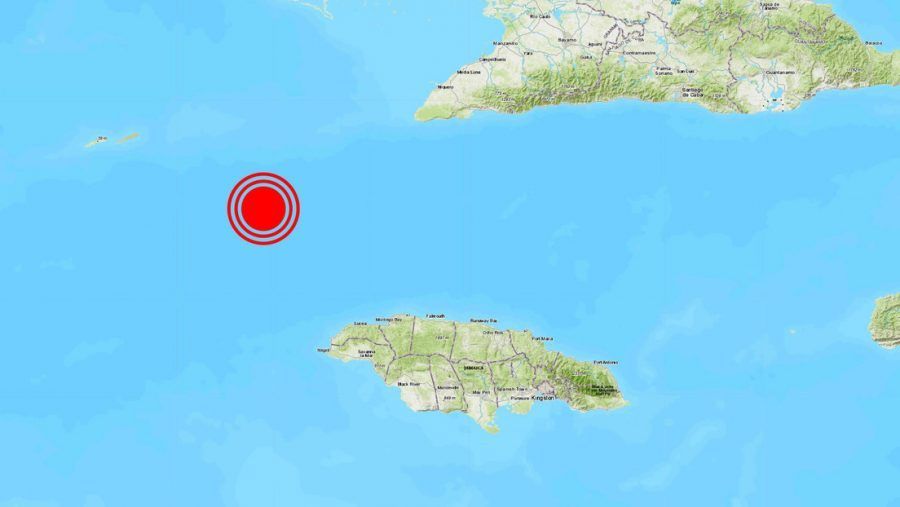 Un fuerte terremoto de 7,7 sacude el Caribe entre Jamaica y Cuba, advierten sobre posibles «peligrosas» olas de tsunami