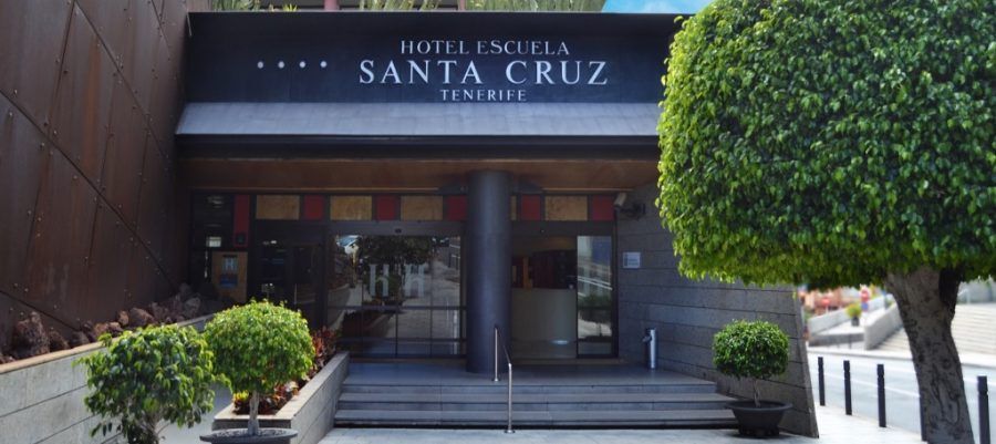 Turismo pone a disposición de Sanidad sus hoteles escuelas por el Covid-19