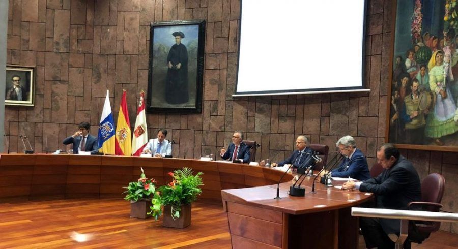 El presidente de Canarias presenta en La Gomera el proyecto piloto de la app ‘Radar COVID’, una “herramienta para cuidarnos más y cuidar a los demás”