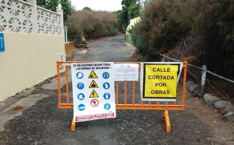 Valle Gran Rey inicia los trabajos de pavimentación y mejora de varias calles en el barrio de La Playa