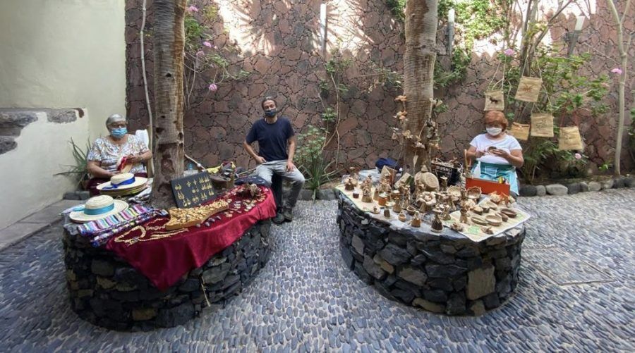 La artesanía gomera se suma a la celebración del Día Internacional del Patrimonio