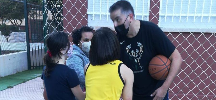 San Sebastián de La Gomera fomenta la inclusión social a través de la disciplina deportiva del baloncesto