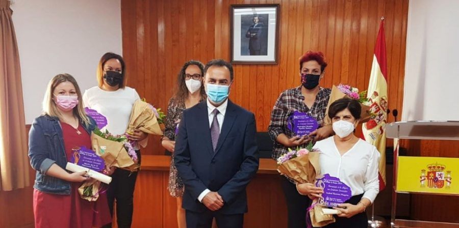 La Dirección Insular en La Gomera reconoce el compromiso durante la pandemia de seis trabajadoras de los servicios esenciales