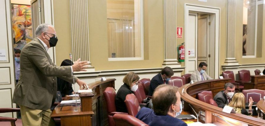 Curbelo urge a buscar mecanismos de consenso que satisfagan las demandas de interinos y opositores