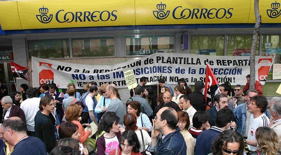 Los sindicatos convocan huelga en Correos los días 5, 7 y 12 de enero