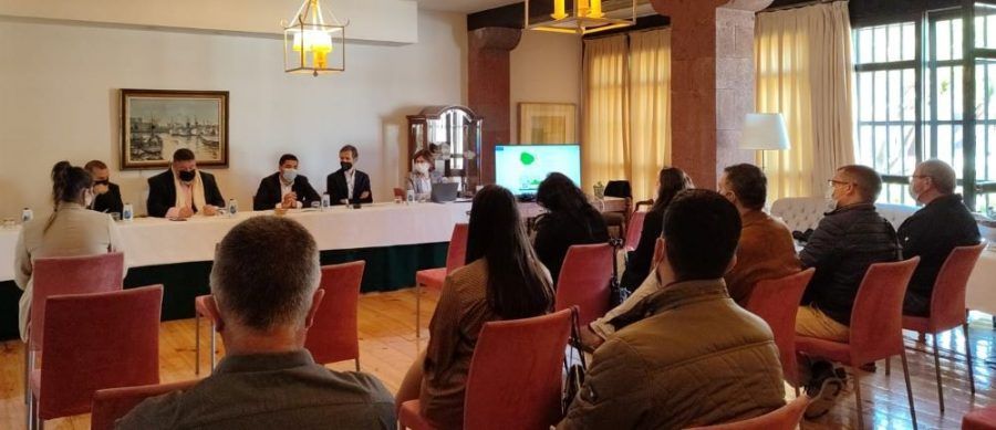 La Gomera debate sobre sostenibilidad y reciclaje en dos jornadas con entidades locales y empresas
