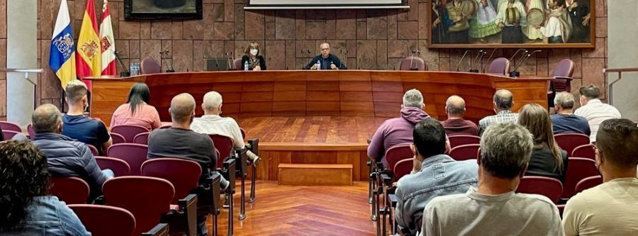 Cabildo y equipos de fútbol acuerdan impulsar los valores y erradicar la violencia en el deporte